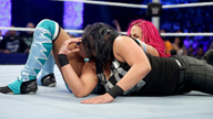 莎夏·班克斯对阵塔米娜《WWE SmackDown 2016.02.18》