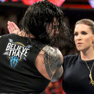 罗曼·雷恩斯对抗权威《WWE RAW 2016.03.22》