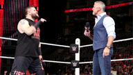 凯文·欧文斯打断太子爷的讲话《WWE RAW 2016.04.12》