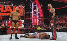 《RAW 1210期》图文直播：新一天对阵俱乐部