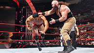 布朗·斯图曼对阵当地摔角手《WWE RAW 2016.08.09》