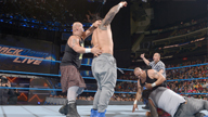 Headbanger组合回归争夺幸存者系列双打名额《WWE SmackDown 2016.11.02》