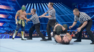卡里斯托回归找独狼解决他们之间的恩怨《WWE SmackDown 2016.11.09》
