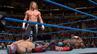 道夫齐格勒输不起，拿铁椅偷袭阿波罗！《WWE SmackDown 2017.02.08》