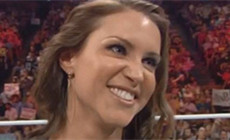 WWE RAW下一任总经理会是她？
