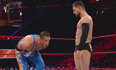 《RAW 2017.04.18》战报：女子四重威胁火光四射，恶魔王秒杀对手