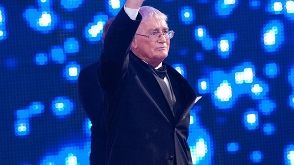 鲍伯·阿姆斯壮(Bob Armstrong)