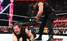 WWE十大当众叛变场面 塞斯背叛圣盾军团，杰里科遭好友暴打！