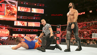 赛斯罗林斯对阵柯特·霍金斯！《WWE RAW 2017.07.04》