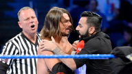 马哈尔回应野兽，小弟被狂虐！《WWE SmackDown 2017.10.25》