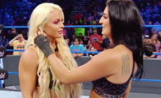 WWE曼迪与索尼娅或上演激情暧昧戏码？曼迪首度表态！