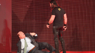 塞斯·罗林斯强势回应，吓瘫保罗·海曼！《WWE RAW 2019.03.26》