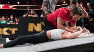 强尼·加尔加诺与托马索擂台爆发冲突，却意外伤到其娇妻！《WWE NXT 2018.05.24》