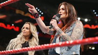 崔西与莉塔展望进化大赛，遭小魔女嘲讽！《WWE RAW 2018.10.16》