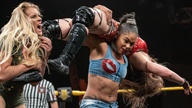 女子四重威胁赛，谁将挑战NXT女子冠军？《WWE NXT 2018.12.27》