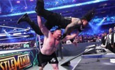 WWE有意安排罗曼·雷恩斯再战大布！网友：到底还有完没完！