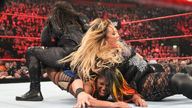 女子单打赛，奈娅·贾克斯对阵安珀·沐恩！《WWE RAW 2018.11.06》