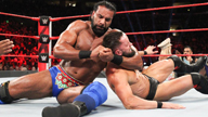 单打赛，芬·巴洛尔对阵金德·马哈尔！《WWE RAW 2018.10.16》