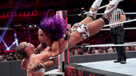 RAW女子冠军赛，莎夏·班克斯挑战隆达·罗西！《Royal Rumble 2019》