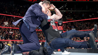 RAW25周年庆典，“冷石”奥斯汀袭击了老麦！《WWE RAW 2018.01.23》