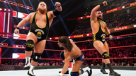 双打赛，重型机器对阵博比·鲁德&查德·盖贝尔！《WWE RAW 2019.04.02》