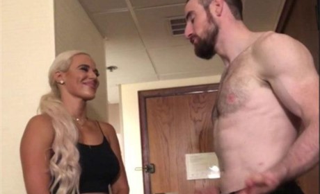 WWE公开密尔沃基激情一夜的完整视频，英语哥尴尬了！
