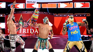双打赛，卢卡勇士对阵复兴组合！《WWE RAW 2018.10.30》