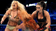 女子三重威胁赛，贝基·林奇VS曼迪·罗丝VS索尼娅·德维尔！《WWE SD 2018.05.16》