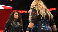 女子单打赛，奈娅·贾克斯对阵安珀·沐恩！《WWE RAW 2018.10.30》