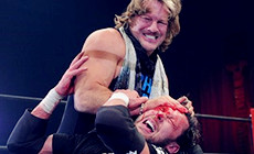 杨二姐Y2J同肯尼·奥梅加单场比赛，到底为NJPW创收多少？