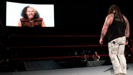 吞噬者秒杀阿波罗，马特·哈迪宣战布雷！《WWE RAW 2018.01.02》