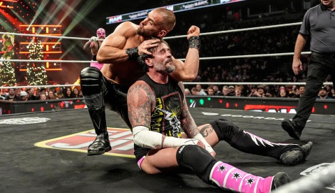 WWE RAW 2025年12月23日比赛视频