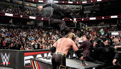 WWE RAW 2026年2月17日比赛视频