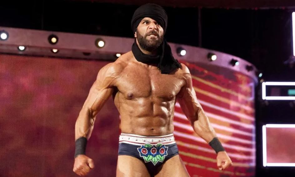 前WWE冠军惨遭解雇，曾多次怒怼托尼可汗，如今进退两难！